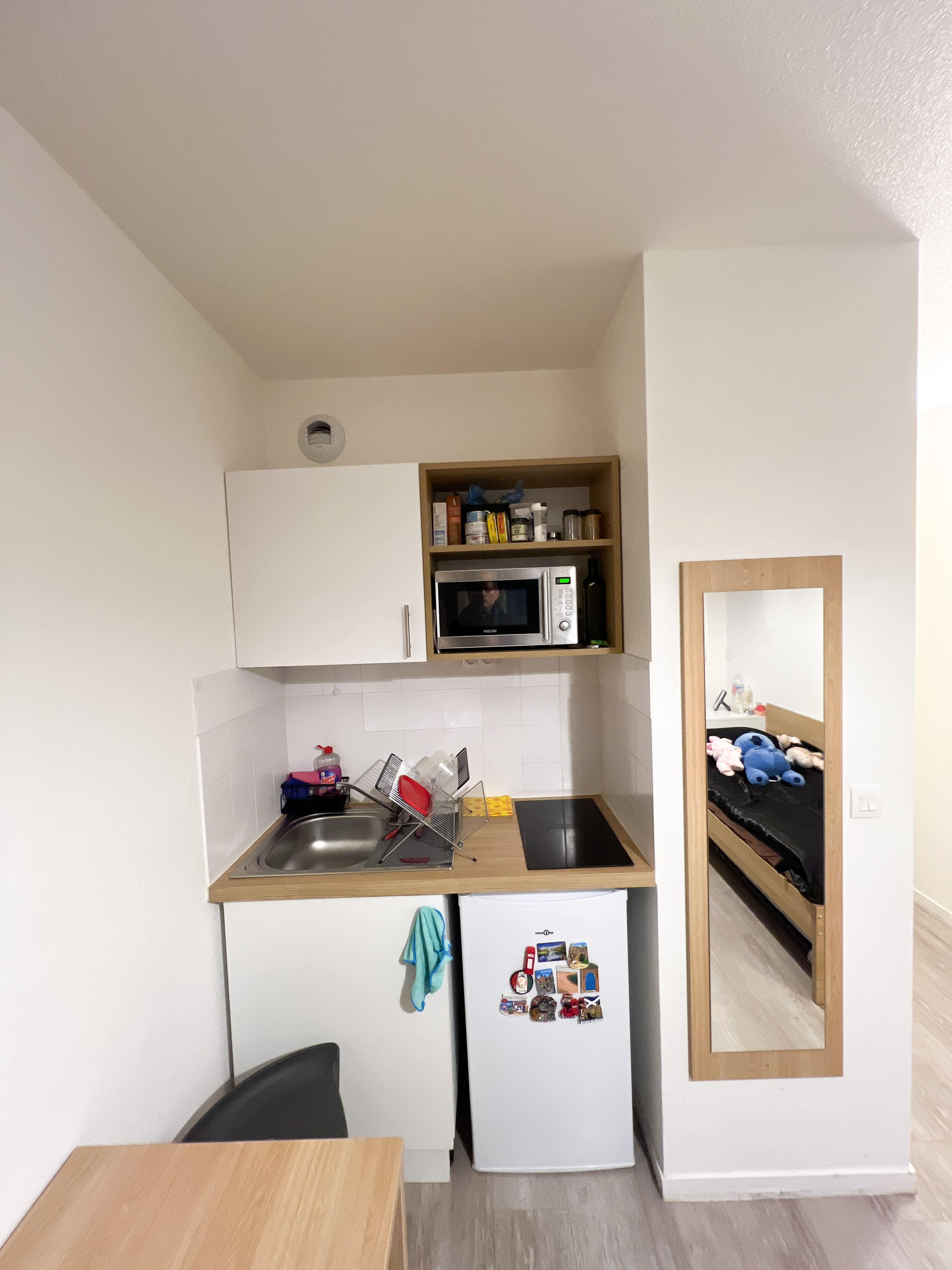 Kitchenette équipée